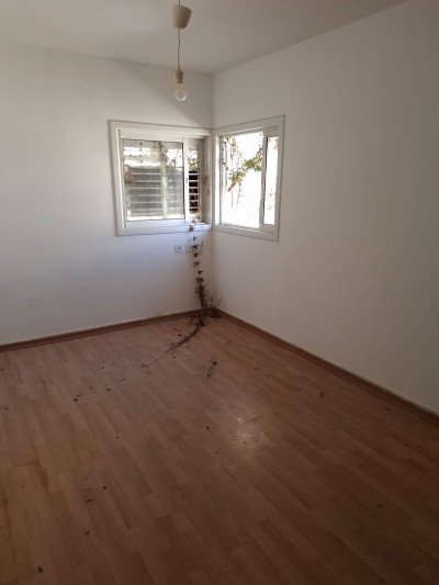 מציאה! קוטג' טורי  6.5 חדרים + יחידת סטודיו ברמת אפריים