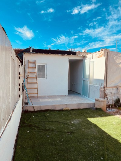 דירת 2.5 חדרים משופצת עם גינה להשכרה ברמת הרצל, נתניה-3