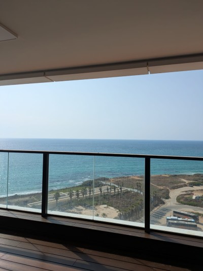 דירת 4 חדרים בריגה בלו ביי | 147 מ"ר | קומה 12 | כוכב הצפון-1