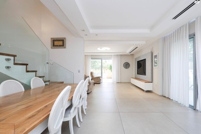 למכירה בית פרטי/קוטג 7 חד בהרחבה המערבית אבן יהודה