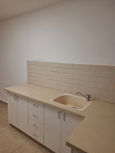 לופט/סטודיו | להשכרה | נתניה