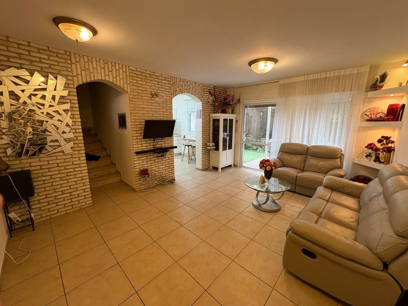 דופלקס גן 5 חדרים 125 מ"ר | גינה 50 מ"ר | נתניה-2