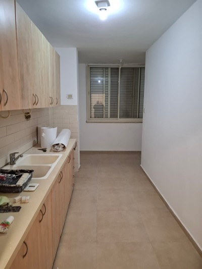 להשכרה דירה 4 חד בפתח תקווה נתניה