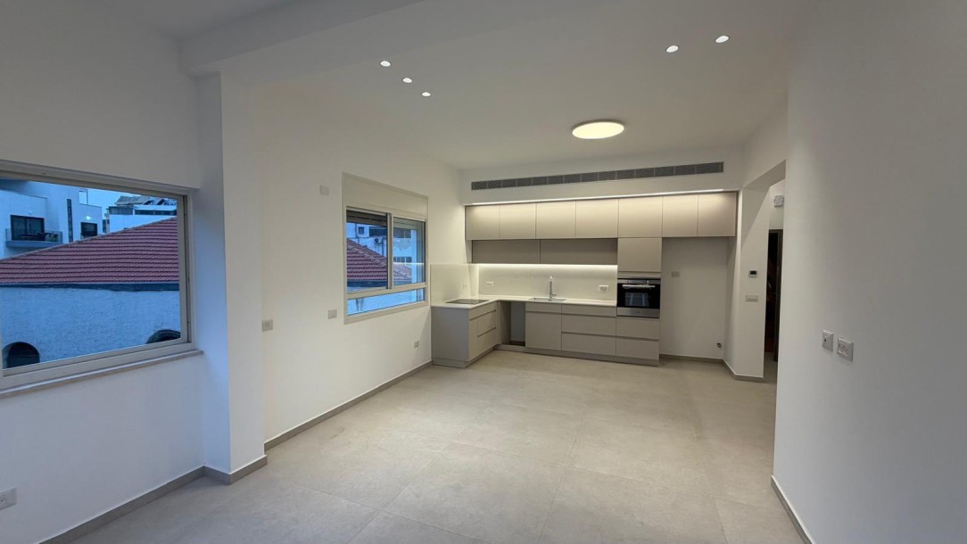 להשכרה מתווך !! ברחוב סירקין-7