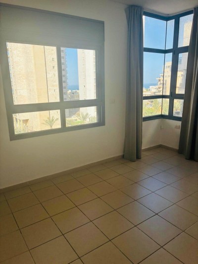 למכירה דירה 4 חד בבן גוריון נתניה