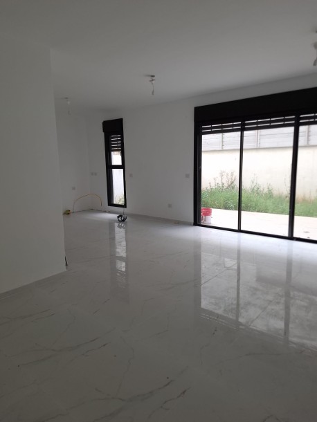 דירת גן 4 חדרים 100 מ"ר ברמת אפריים | נתניה-3