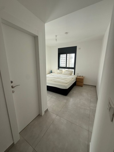 להשכרה דירה 5 חד באמנון ליפקין שחק 8 נתניה