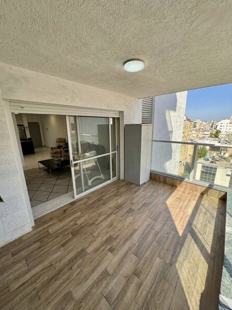 ✨ למכירה | רחוב דיזנגוף | דירת 4 חדרים 112 מ”ר + מרפסת 14 מ”ר | מיקום אידיאלי ✨-2