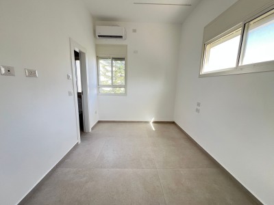 להשכרה דירה 4 חד בסירקין תל אביב-יפו