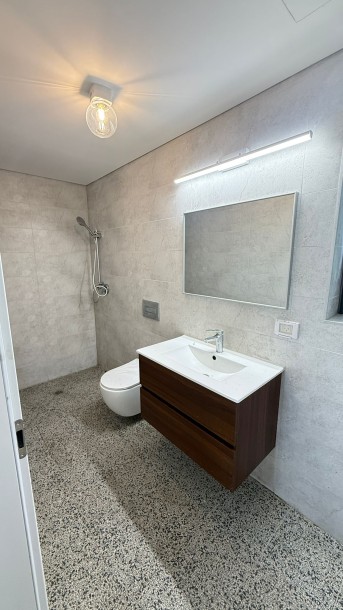 להשכרה מתווך !! רחוב בארי.-1