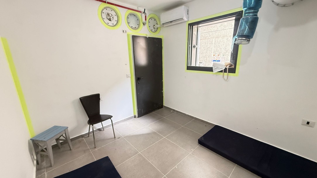 להשכרה מתווך !! רחוב בארי.-5