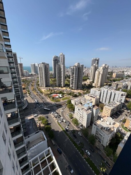 להשכרה  מתווך !!! רחוב: הקוממיות . עיר: בת ים.-10