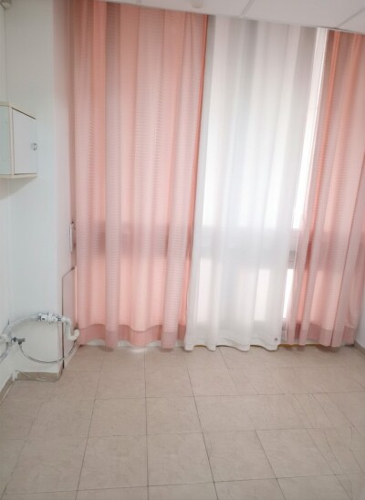 להשכרה משרד 1 חד במרכז העיר דרום נתניה