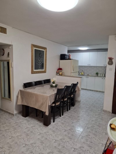 למכירה בועידת הלסינקי 3 חד