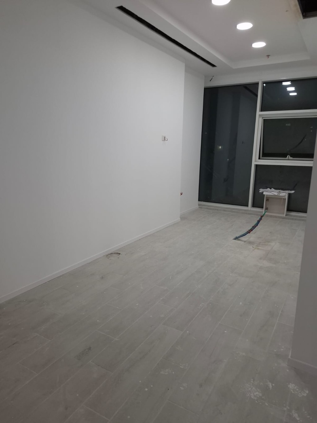 🏢 למכירה! משרד 4 חד' במגדל החלוצים נתניה | השקעה מעולה! 💎