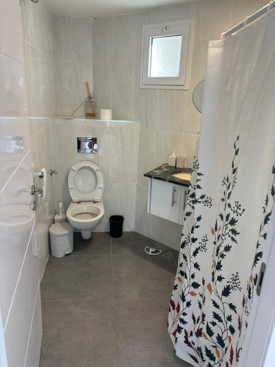 קוטג' 130 מ"ר באבן עזרא | 7 חדרים ב-3 מפלסים | רמת חן נתניה