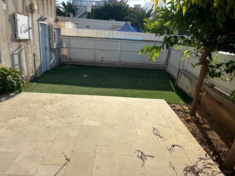 קוטג' 130 מ"ר באבן עזרא | 7 חדרים ב-3 מפלסים | רמת חן נתניה-9