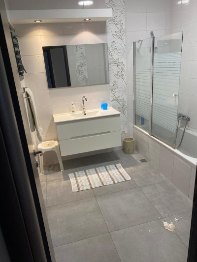 דירת 5 חדרים 137 מ"ר בקפלנסקי | מרפסת סוכה וחנייה | נתניה