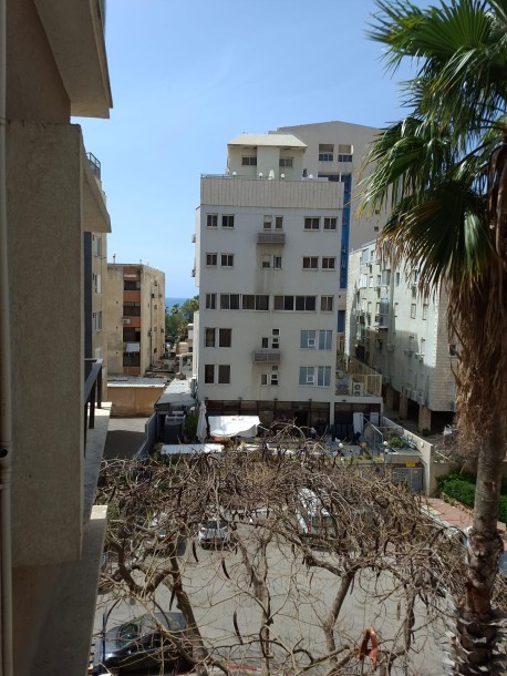 למכירה דירת 3 חד ברח' ראשון לציון נתניה-1