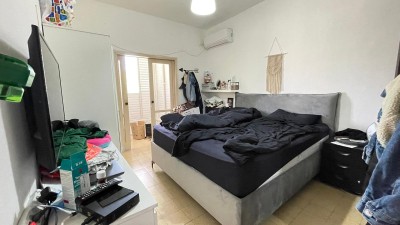 להשכרה !! רחוב: אבן גירול במיקום ליד בזל.