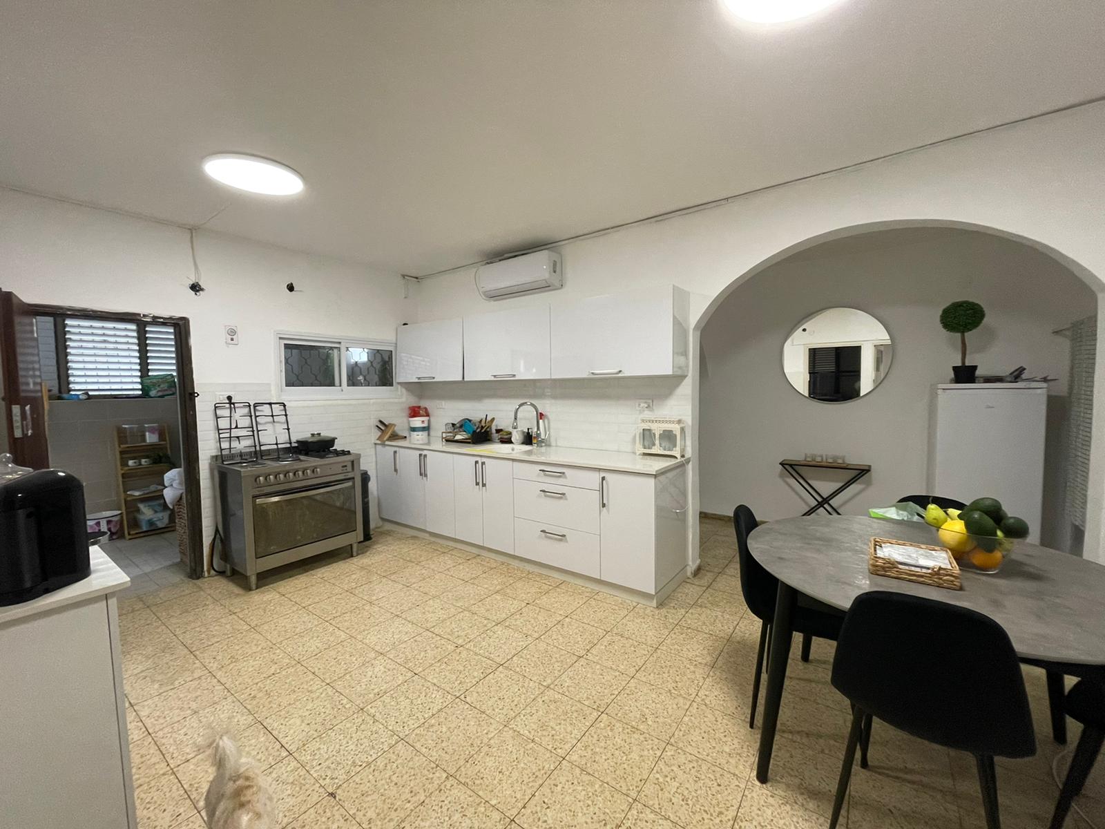 דירת 4 חדרים 120 מ"ר בישראל גורי | קרית שלום | תל אביב