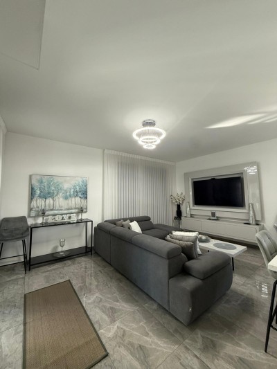 דירה של 3 חדרים, מיקום מנצח, מחיר חסר תחרות!!!