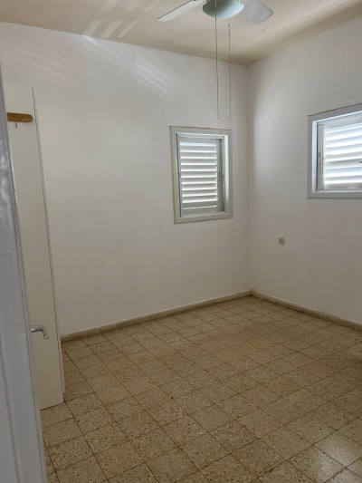 דירת 3 חדרים 85 מ"ר ברמז נתניה | מעלית וחנייה