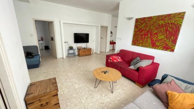 להשכרה !! פרופסור שור