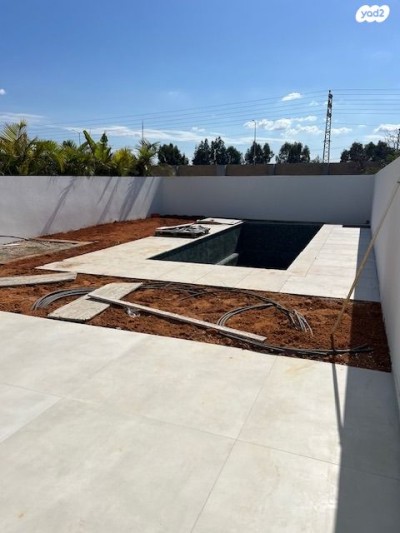 אבן יהודה נכס עם ממ״ד בית פרטי/ קוטג'