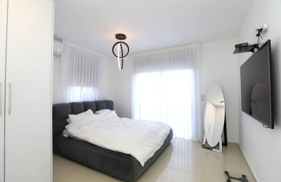 פנטהאוז 5 חדרים 145 מ"ר בחפץ חיים | מרפסת 120 מ"ר | נתניה