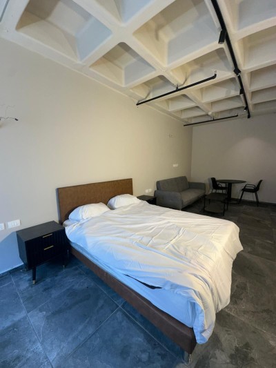 סטודיו 40 מ"ר ביצחק שדה | מרוהט ומשופץ | ת"א