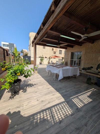 קוטג' 8 חדרים 250 מ"ר בנת 600 | קו שני לים | נתניה