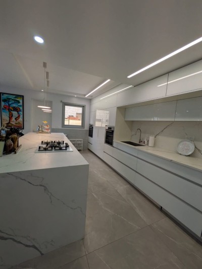 קוטג' 8 חדרים 250 מ"ר בנת 600 | קו שני לים | נתניה