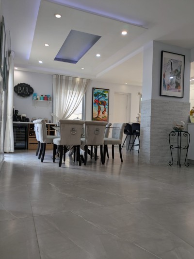 קוטג' 8 חדרים 250 מ"ר בנת 600 | קו שני לים | נתניה