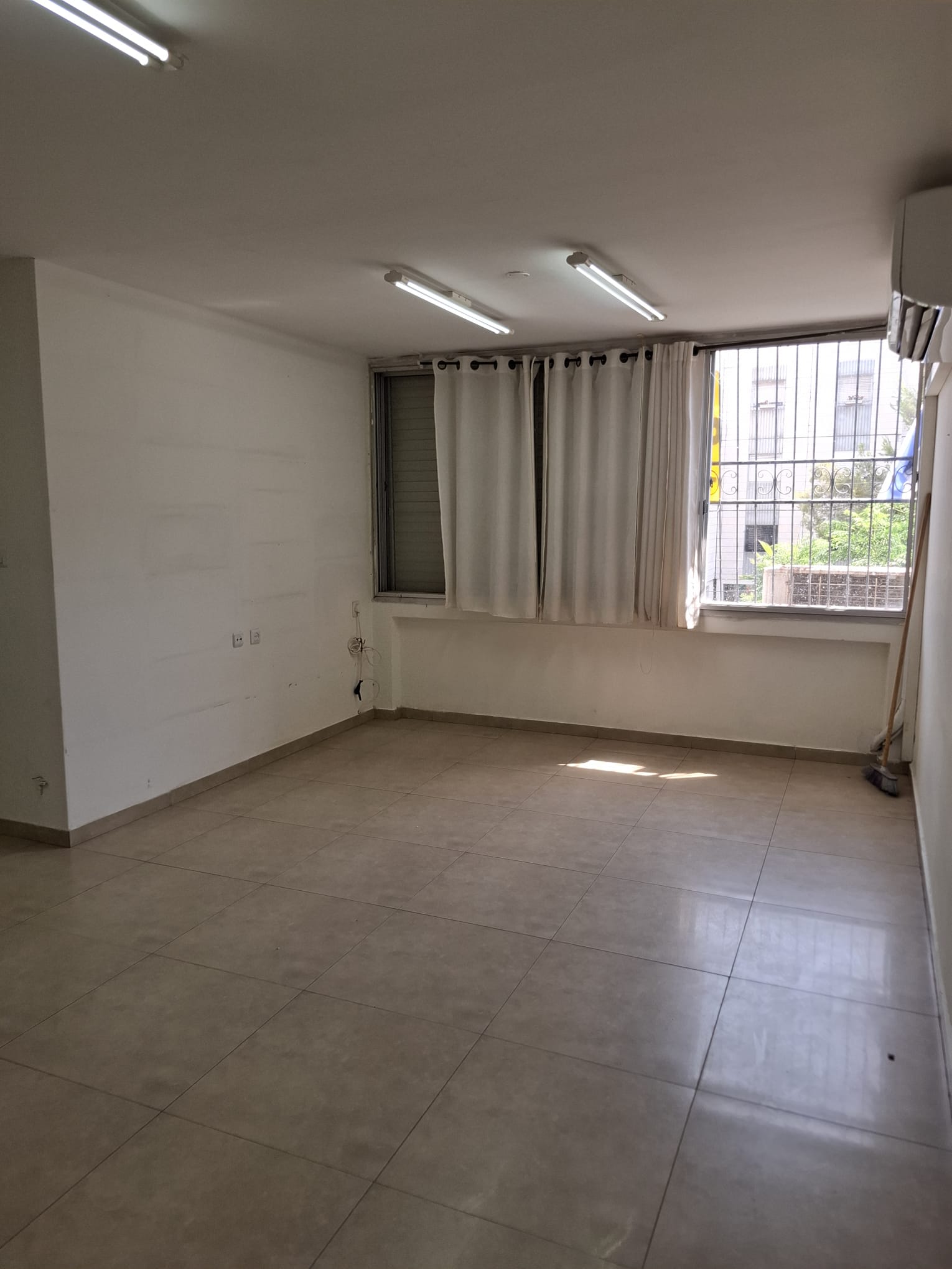 דירת 4 חדרים מסודרת בקריית נורדאו | כניסה מיידית | נתניה