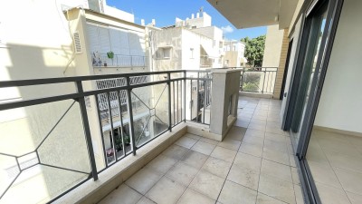 דירת 3 חדרים 90 מ"ר בסוקולוב | מעלית וחנייה | תל אביב