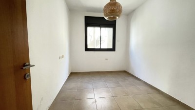 דירת 3 חדרים 90 מ"ר בסוקולוב | מעלית וחנייה | תל אביב