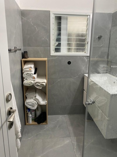 להשכרה בבת ים !!