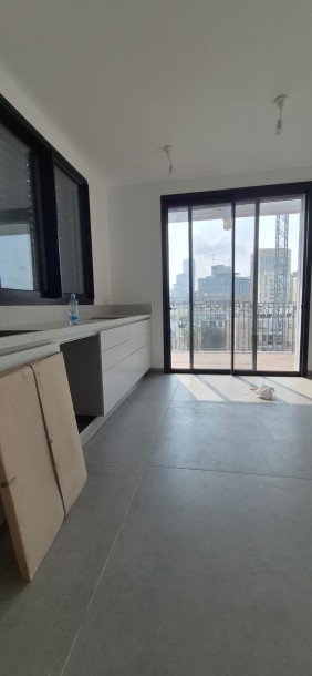 ברחוב זכרון יעקב-9