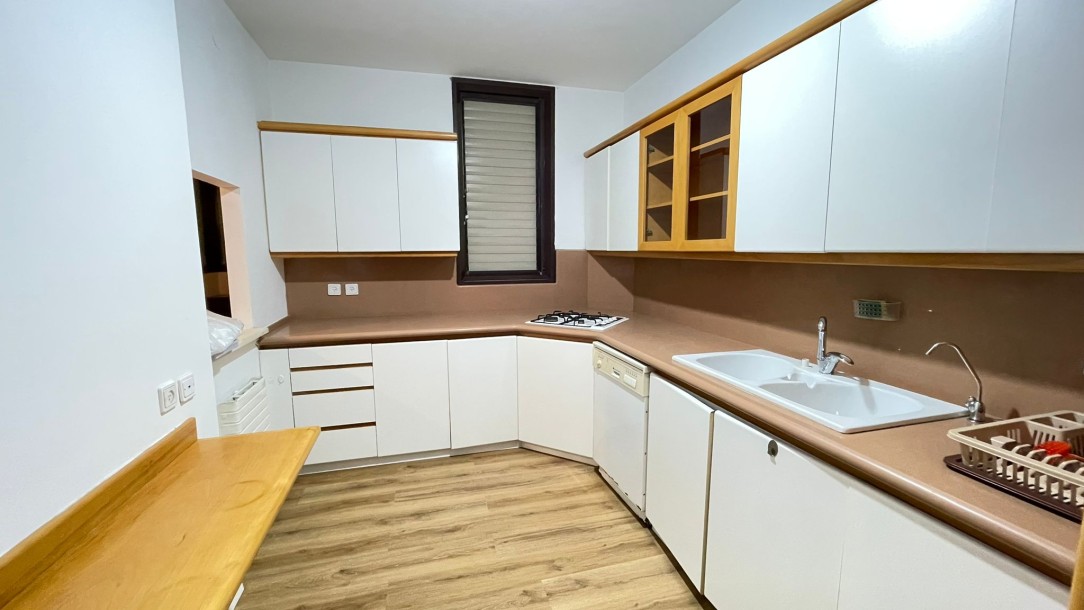 להשכרה מתווך !! רחוב ויצמן-8