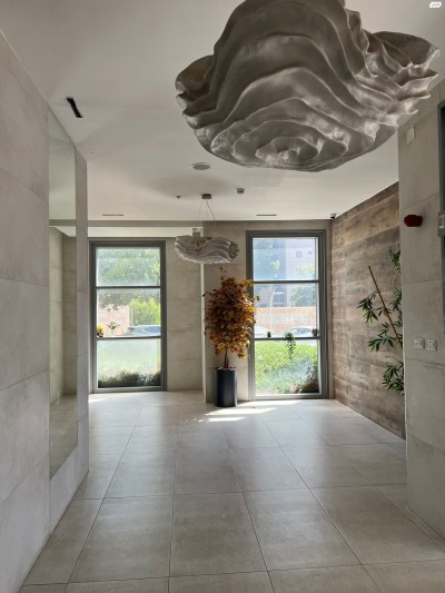 דירת 5 חדרים 140 מ"ר באדני פז | נוף לים | חדרה