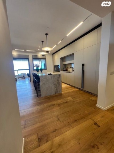 דירת 5 חדרים 150 מ"ר נוף הטיילת | נוף לים | נתניה-5