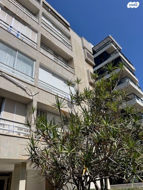 דירת 4 חדרים 110 מ"ר הרב ריינס | 2 חניות | נתניה-1