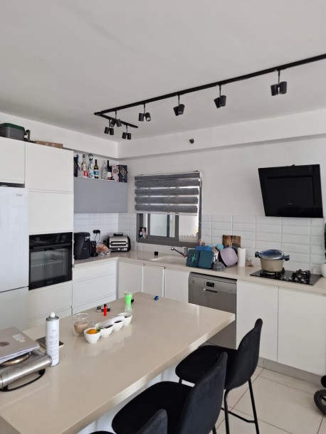 דירת 5 חדרים בדוד רזניק | קרוב לים | נתניה-3