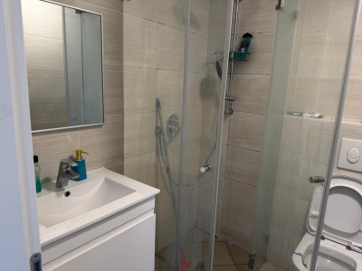 להשכרה  מתווך !! רחוב מנחם בגין