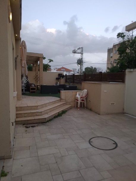 להשכרה קוטג' ברמת אפריים-2