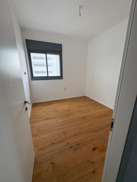 דירת 5 חדרים 130 מ"ר בפרויקט הצוק | נוף לים | נתניה-6