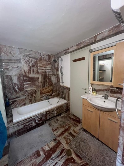 להשכרה מתווך !! שדרות בן ציון – בבניין לשימור, סמוך להבימה-5