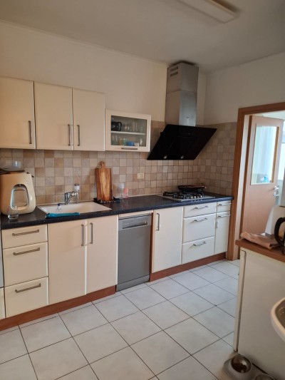 דירת 3 חדרים 71 מ"ר בהרטום | חנייה מקורה | נתניה