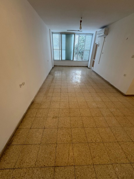 להשכרה מתווך !!! ברחוב העבודה-1